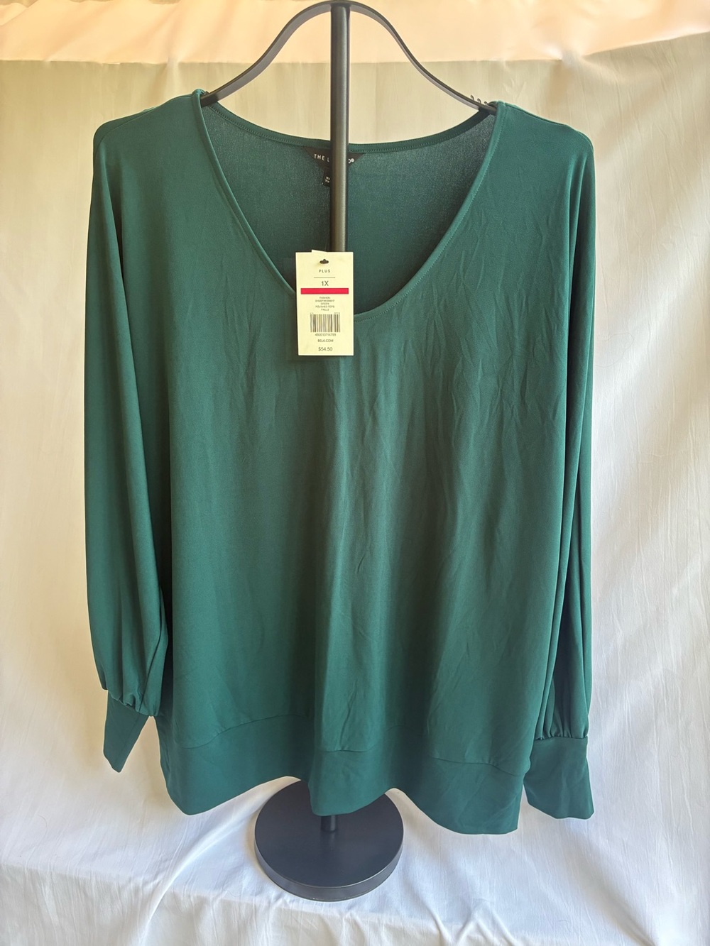 The Limited Women's Deep Green V-Neck Long Sleeve Top 1X